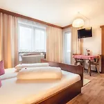 Alpenhaus Monte 3* نيوستيف ام ستوبيتا