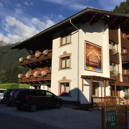 Alpenhaus Monte Bike & Hike Guest house