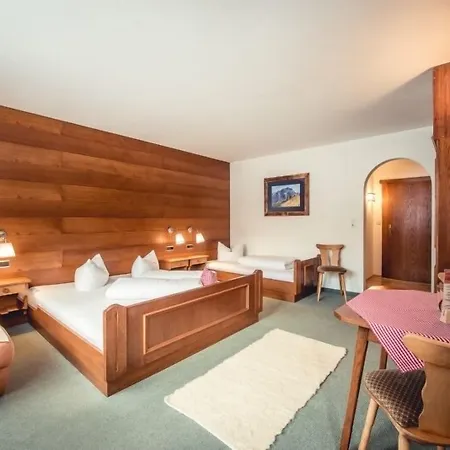 Affittacamere Alpenhaus Monte 3*