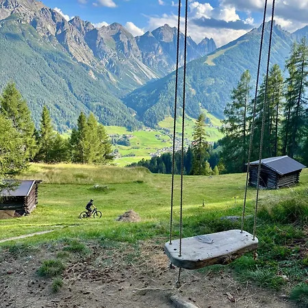 Alpenhaus Monte Bike & Hike Guest house 3*