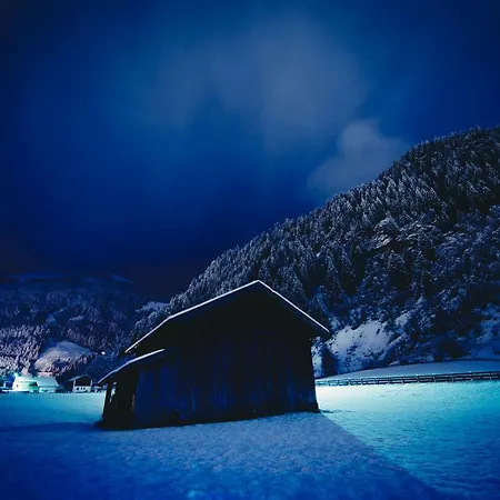 Casa de hóspedes Alpenhaus Monte Bike & Hike Neustift im Stubaital