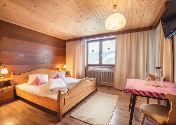 Alpenhaus Monte Guest house